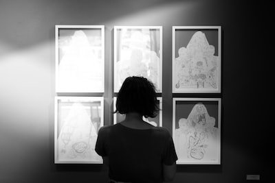 Comment accrocher un tableau sans faire de trou ?